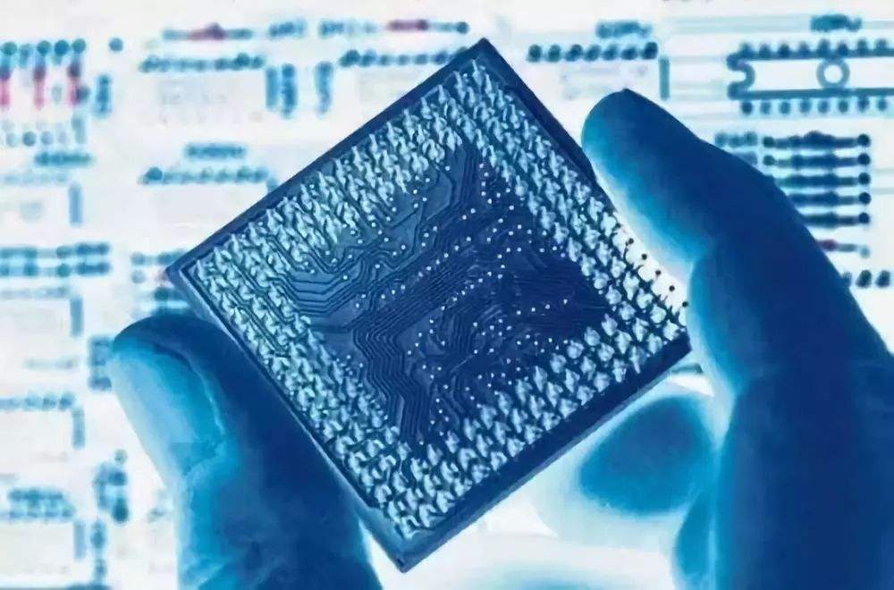 7 nanometer процес! Qualcomm обявява следващото поколение флагман мобилна пла...