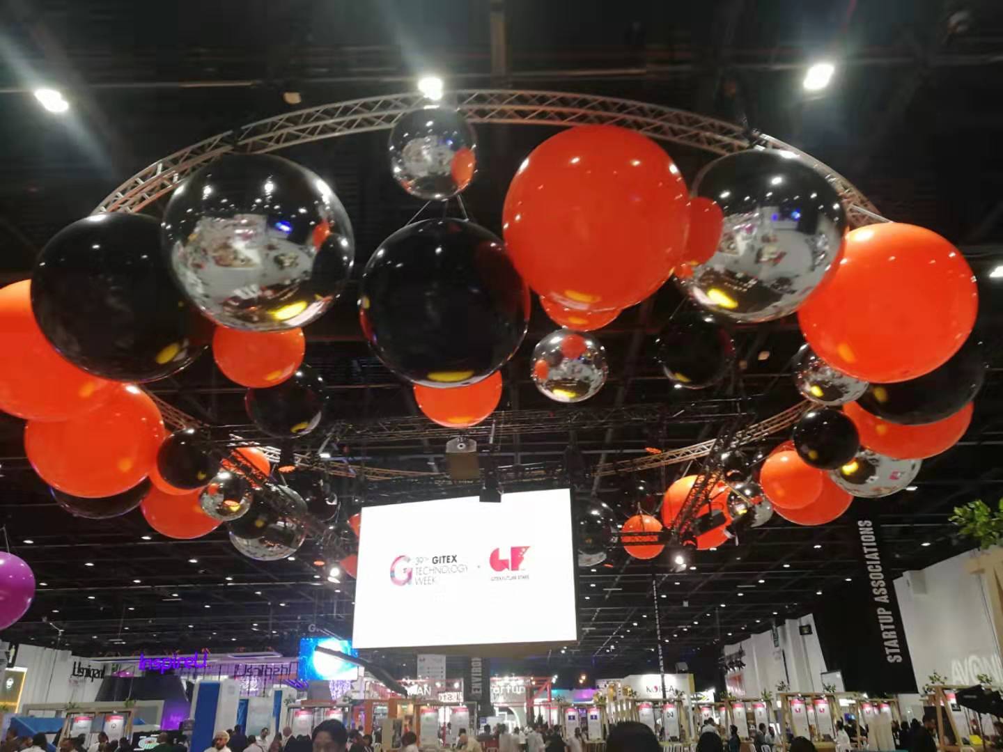 Откроени от OPTICO центрове за данни MTP / MPO решения на Gitex 2019